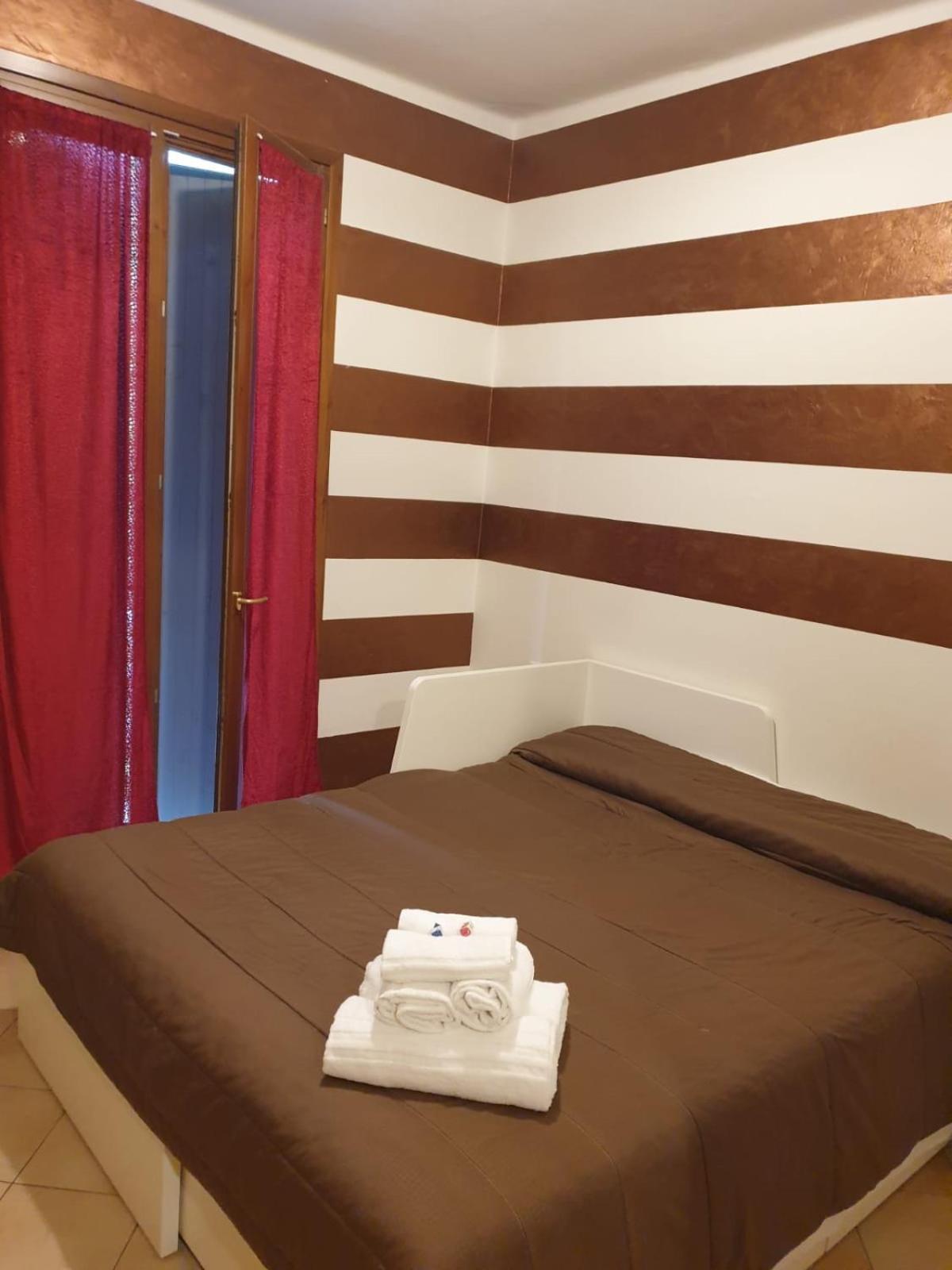 Hotel Salotto "900Strati" Bergamo Exterior foto