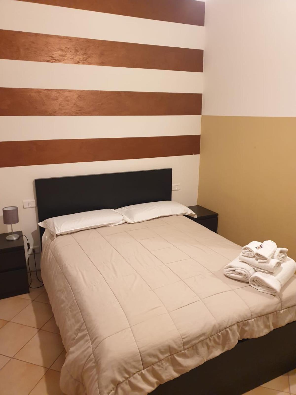 Hotel Salotto "900Strati" Bergamo Exterior foto